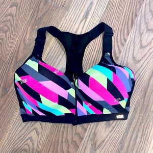 🚫SOLD🚫Victoria’s Secret incredible sports bra
